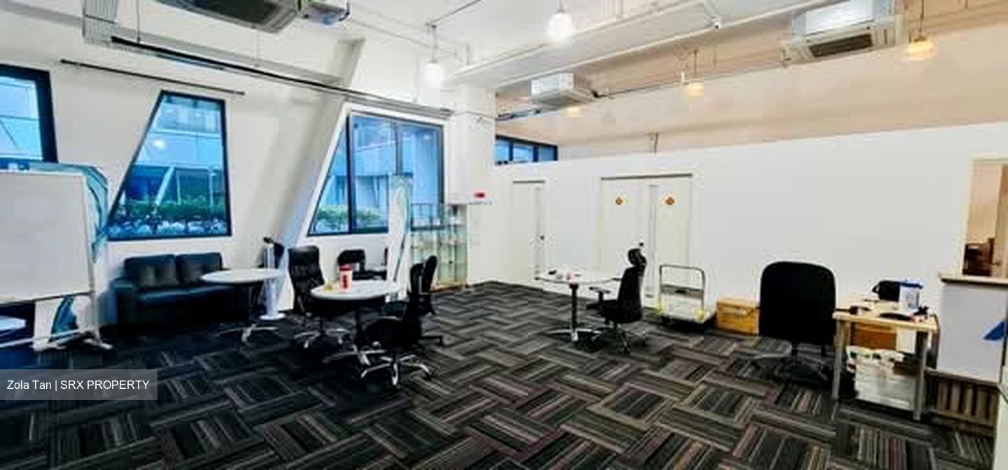Ct Hub (D12), Office #559243971
